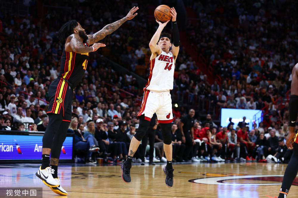 己的舞台 己的舞台