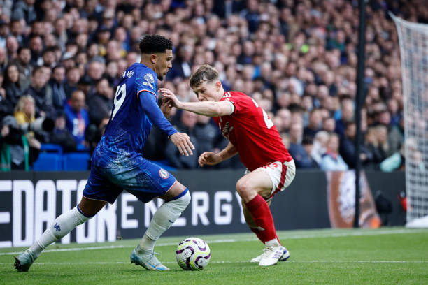 以及什琴斯 以及什琴斯