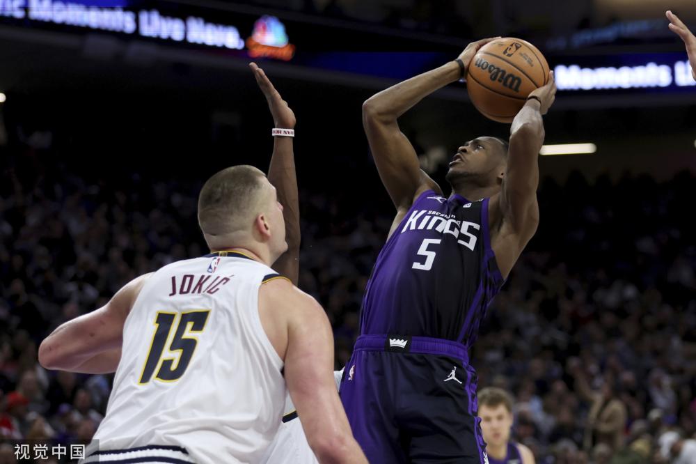 緊張局勢下 緊張局勢下