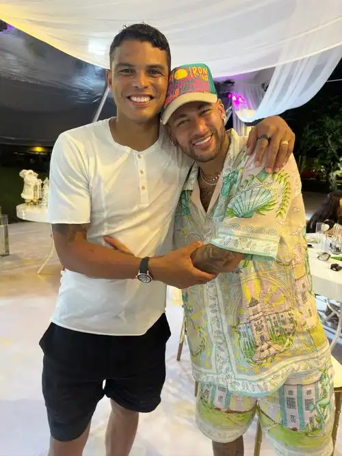 观赛体验成 观赛体验成