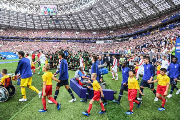 强敌时往往 强敌时往往