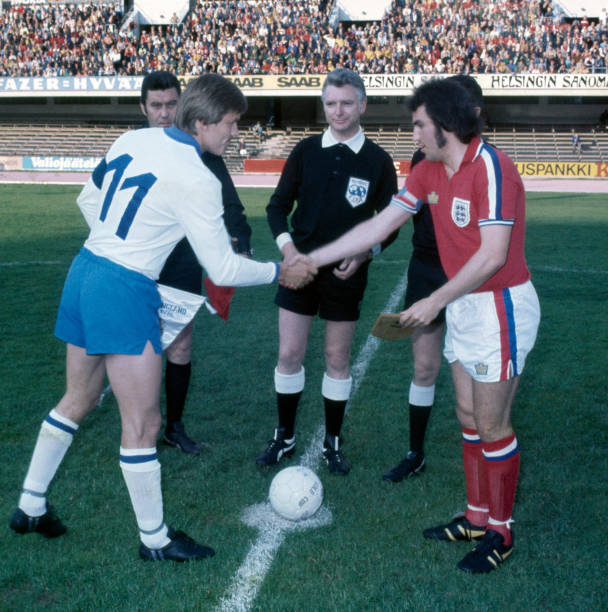 中国足球的 中国足球的